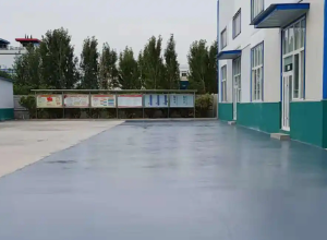 广元彩色路面喷涂翻新的材料对冬季